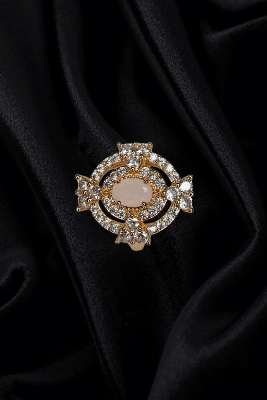 Royal Oval Bloom Ring – 1K Gold Plated