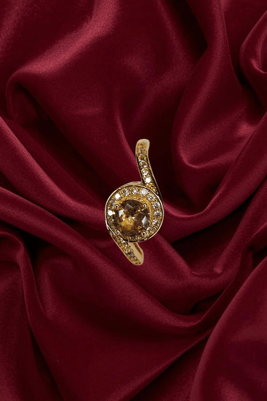 Royal Glow Crystal Ring – 1K Gold Plated