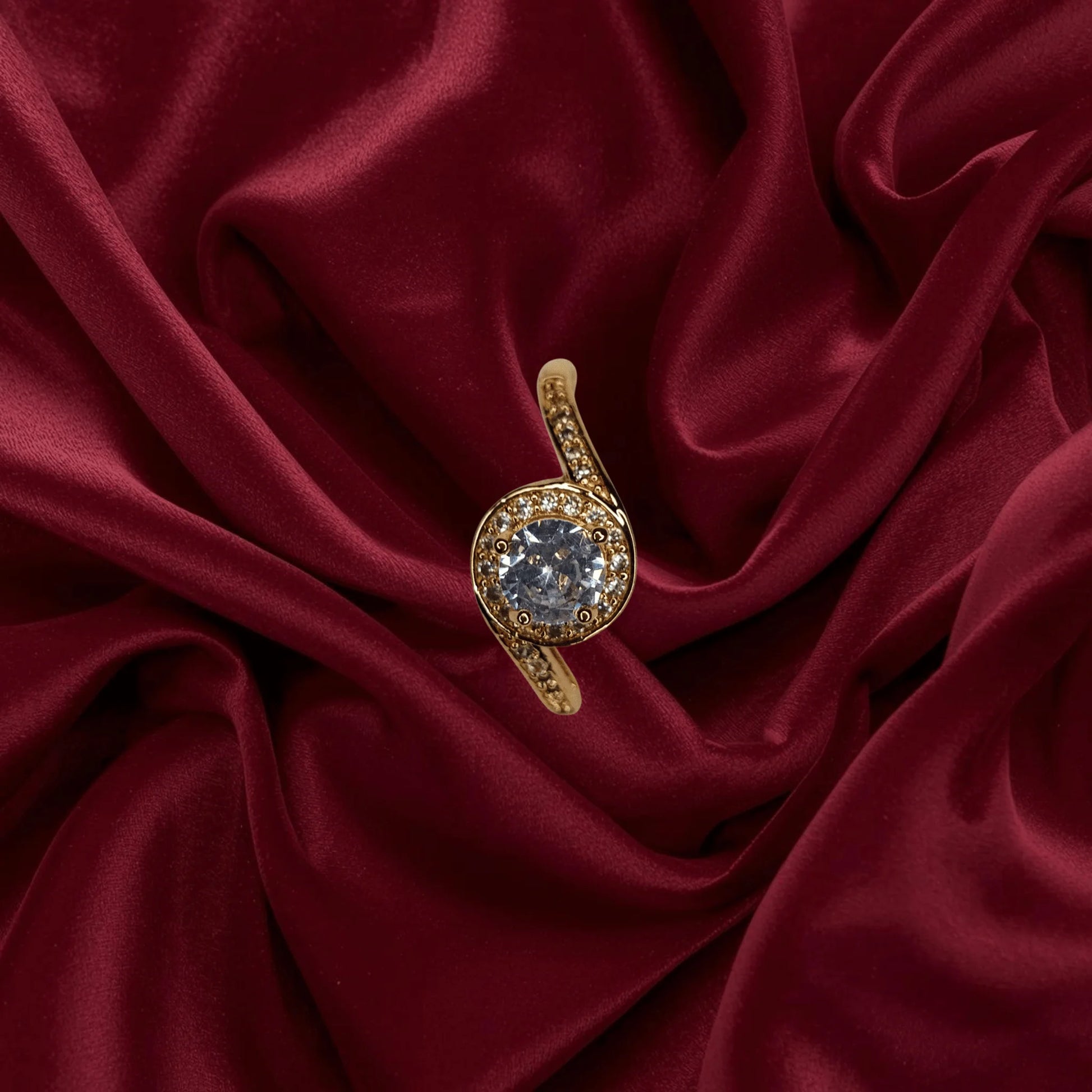 Royal Sparkle Gold-Plated Crystal Ring