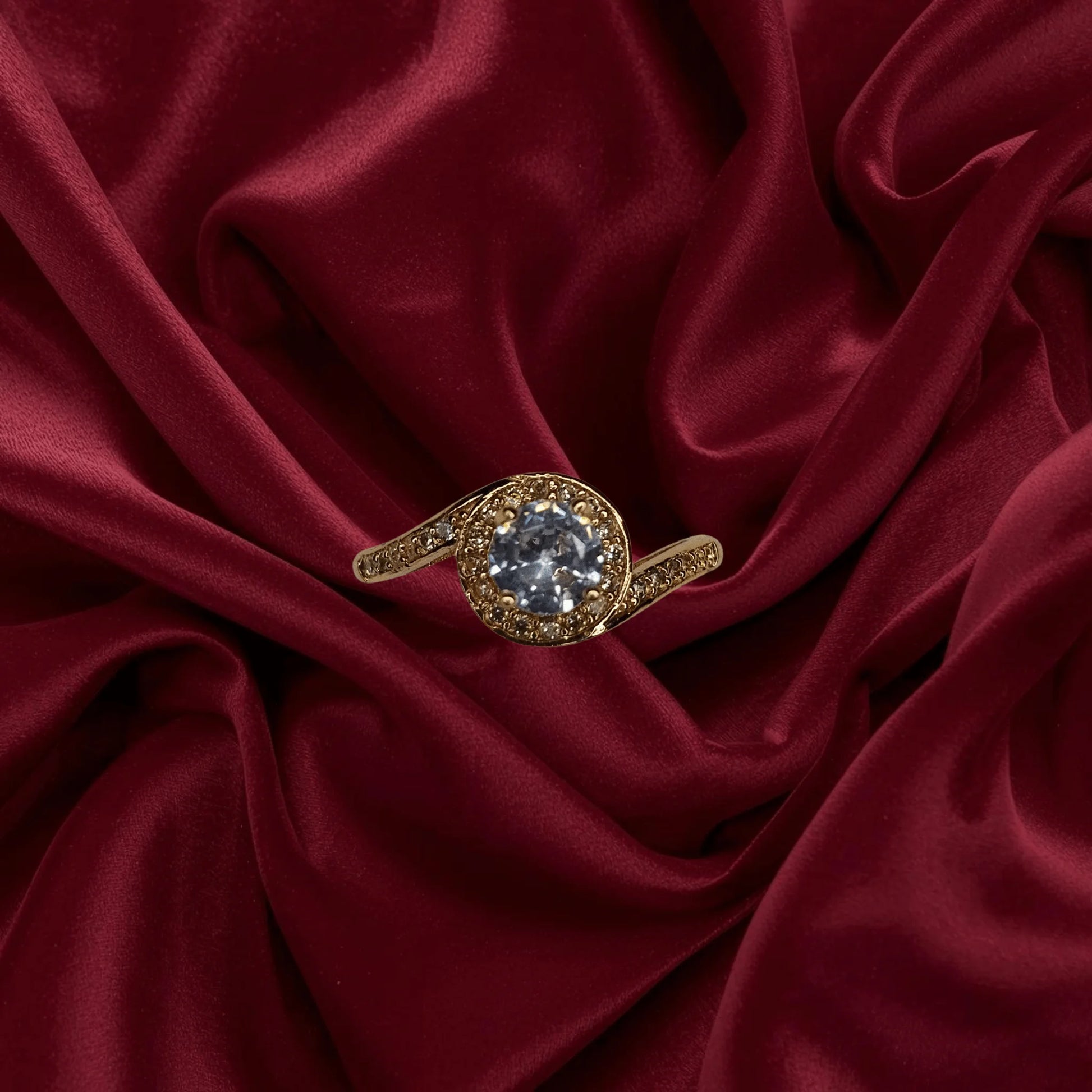 Royal Sparkle Gold-Plated Crystal Ring