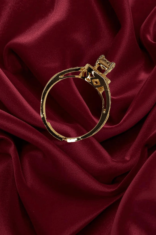 Royal Glow Crystal Ring – 1K Gold Plated