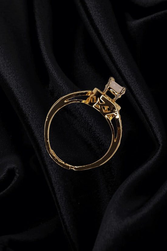Royal Glow Gold-Plated Crystal Ring