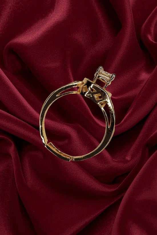 Royal Sparkle Gold-Plated Crystal Ring