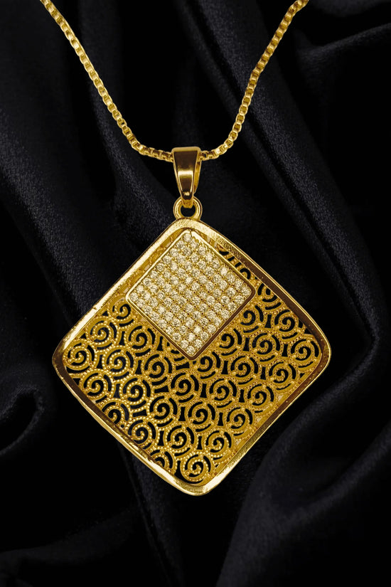 Royal Mosaic 1K Gold-Plated Pendant & Earrings Set